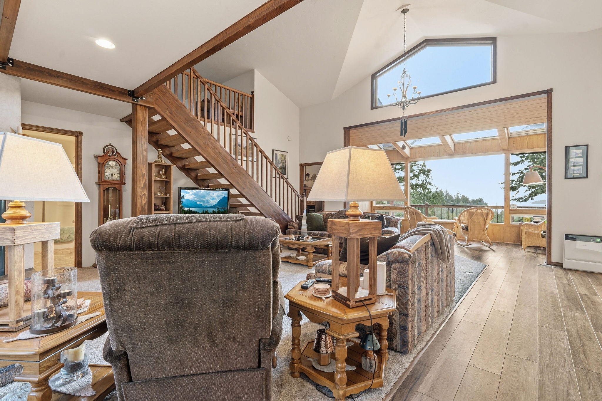 Somers, Montana, 59932, United States, 4 Bedrooms Bedrooms, ,4 BathroomsBathrooms,Residential,Active,2009840