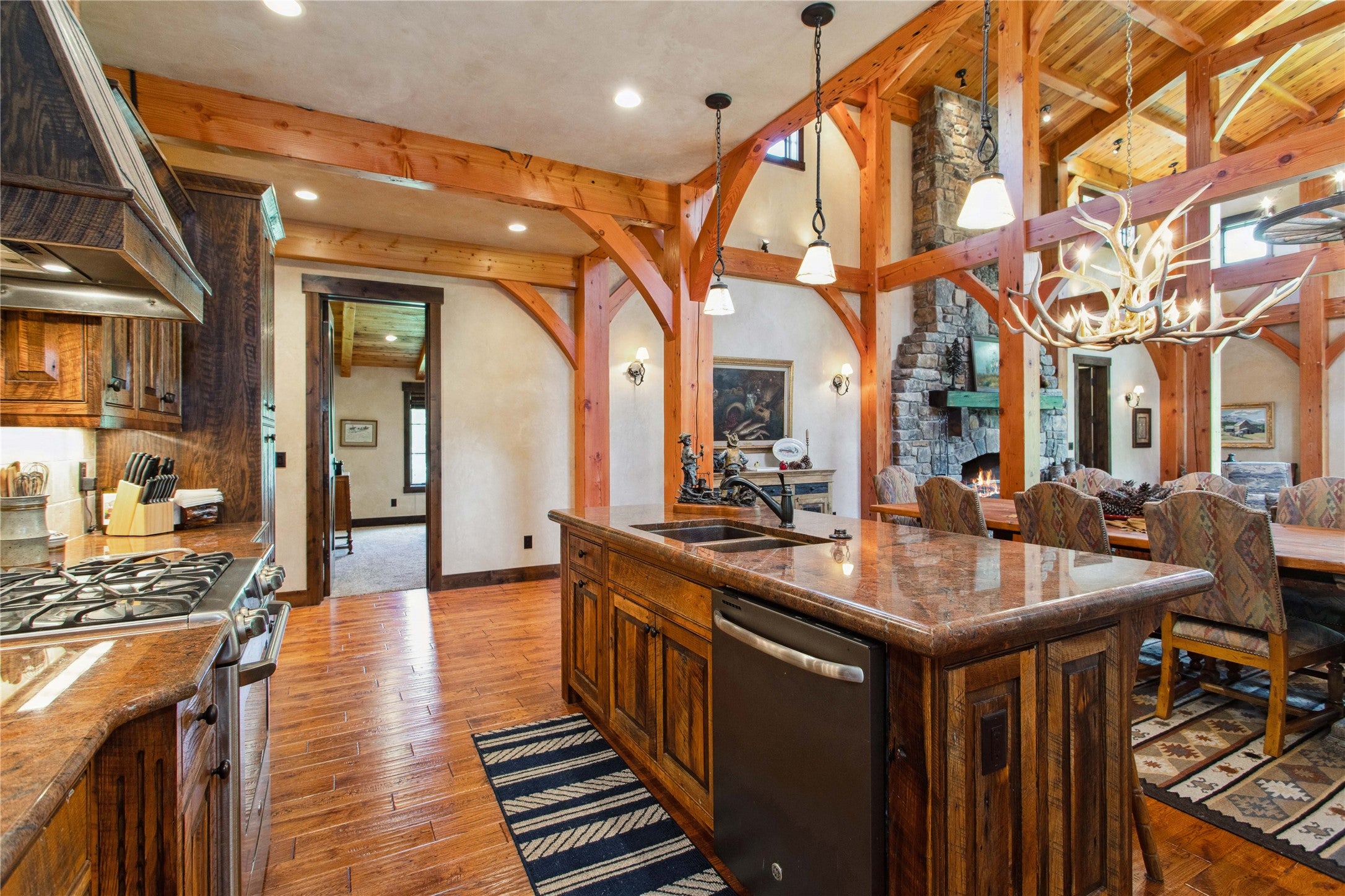 Whitefish, Montana, 59937, United States, 3 Bedrooms Bedrooms, ,4 BathroomsBathrooms,Residential,Active,1828694