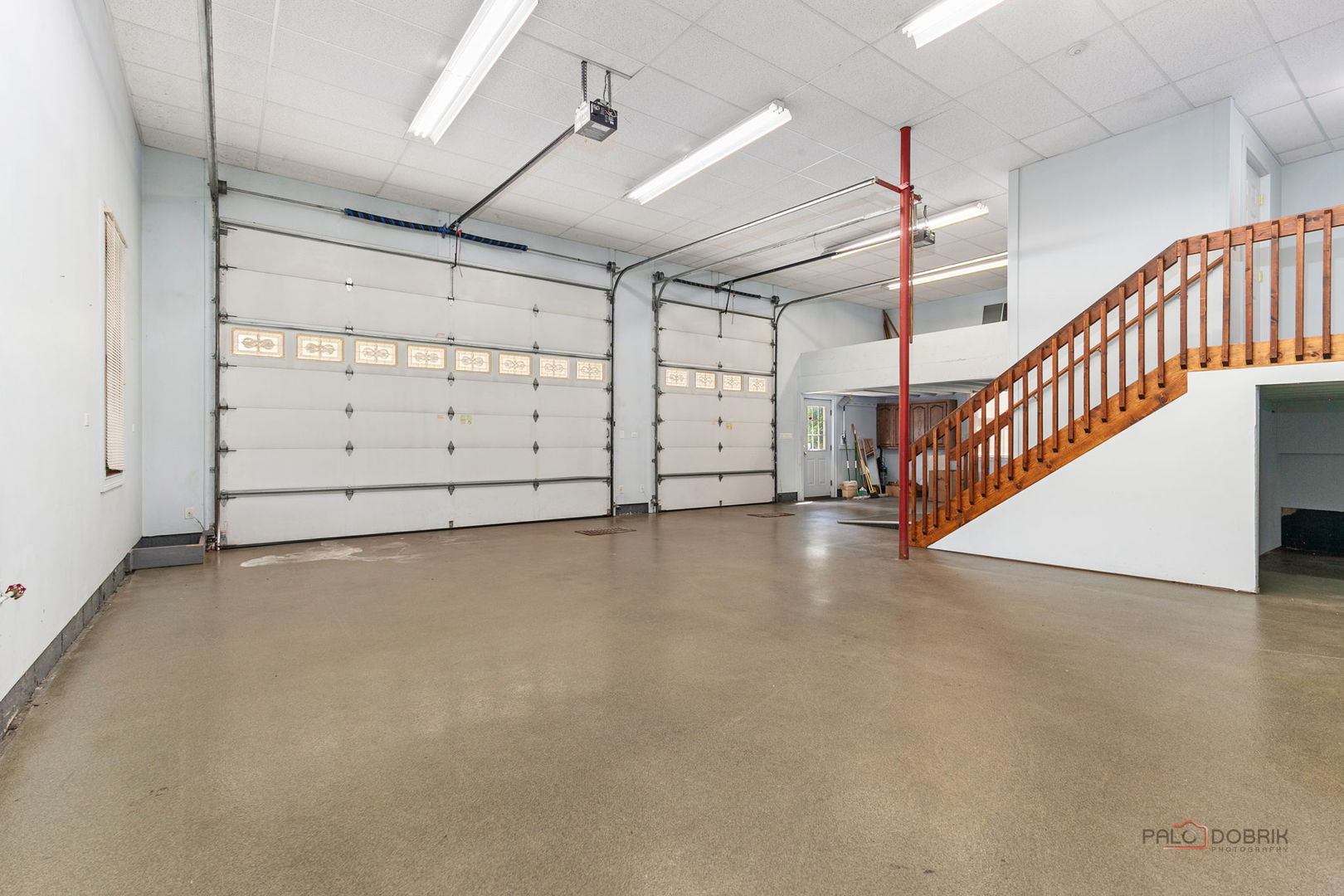 Mundelein, Illinois, 60060, United States, 4 Bedrooms Bedrooms, ,5 BathroomsBathrooms,Residential,Active,1934797