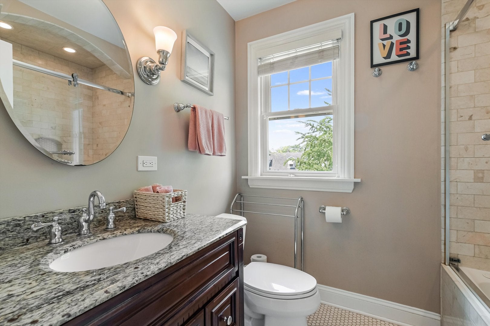 Park Ridge, Illinois, 60068, United States, 5 Bedrooms Bedrooms, ,5 BathroomsBathrooms,Residential,Active,1926710