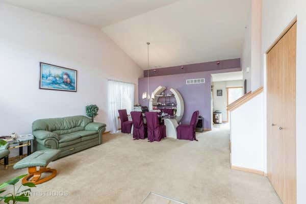 6421 HUMMINGBIRD LN, MATTESON, IL 60443, photo 4 of 19