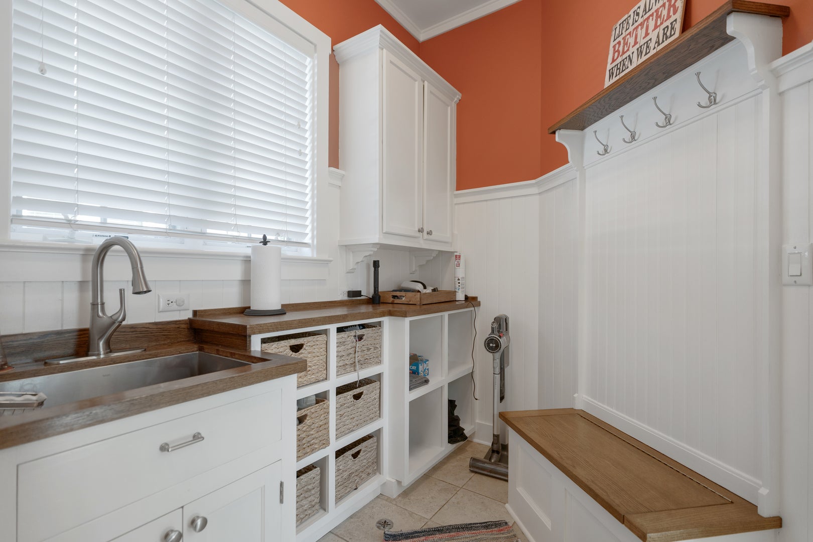 Libertyville, Illinois, 60048, United States, 5 Bedrooms Bedrooms, ,5 BathroomsBathrooms,Residential,Active,1942347