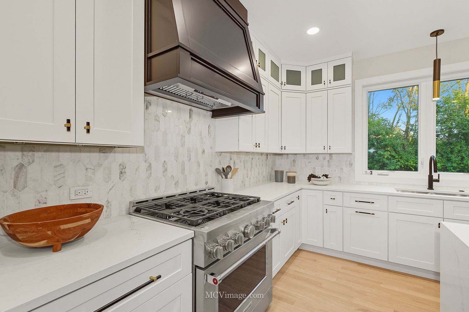 Lombard, Illinois, 60148, United States, 4 Bedrooms Bedrooms, ,4 BathroomsBathrooms,Residential,Active,1959972