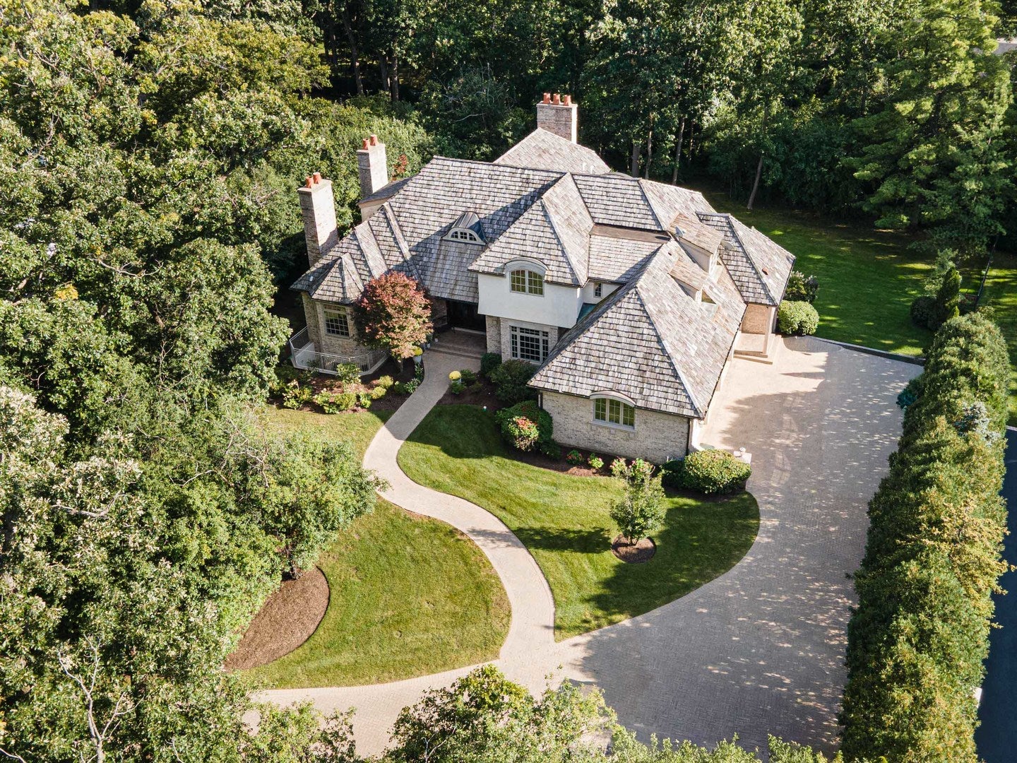 Lake Forest, Illinois, 60045, United States, 5 Bedrooms Bedrooms, ,7 BathroomsBathrooms,Residential,Active,1941347