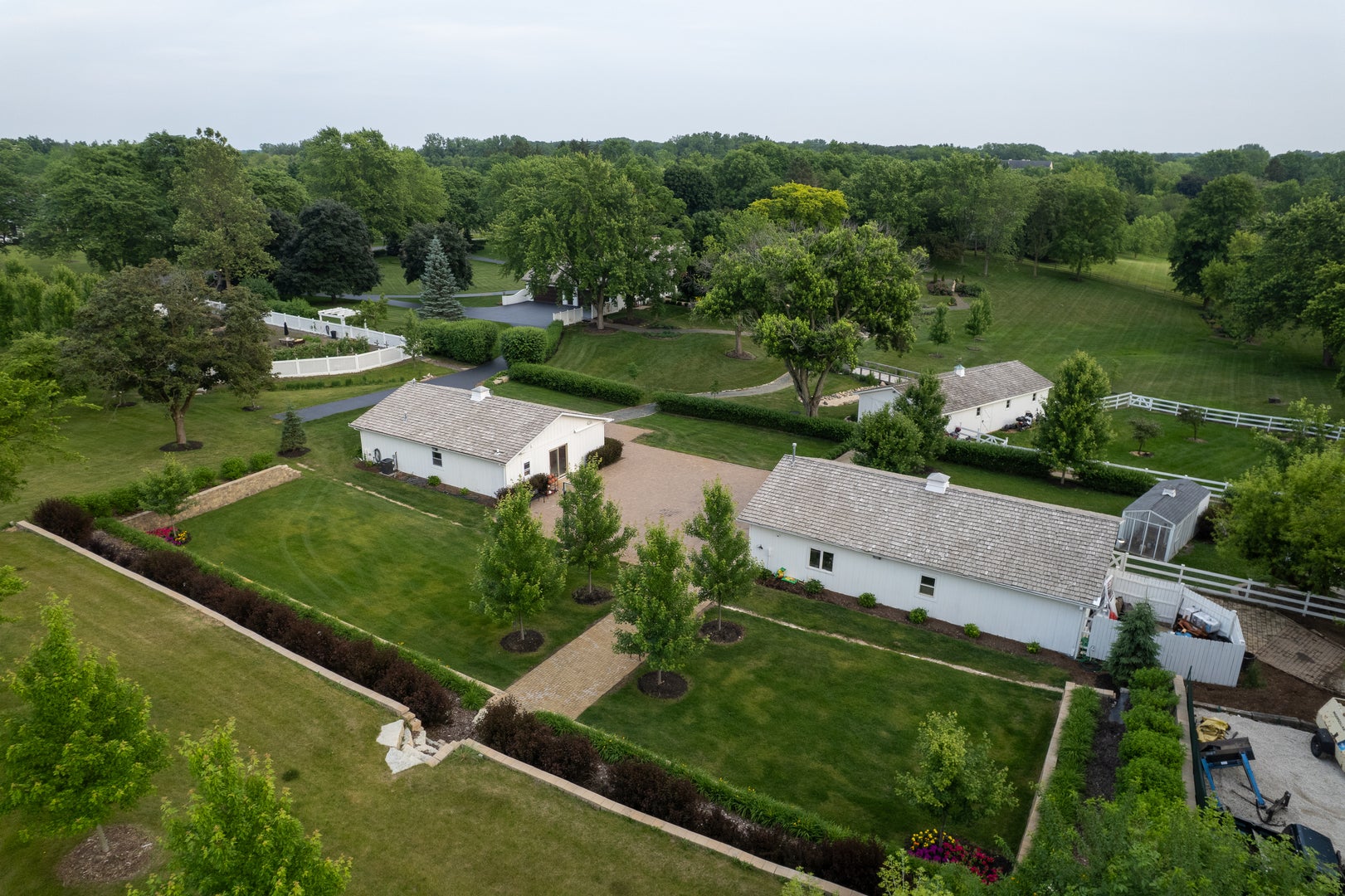 Barrington Hills, Illinois, 60010, United States, 6 Bedrooms Bedrooms, ,5 BathroomsBathrooms,Residential,Active,1987275