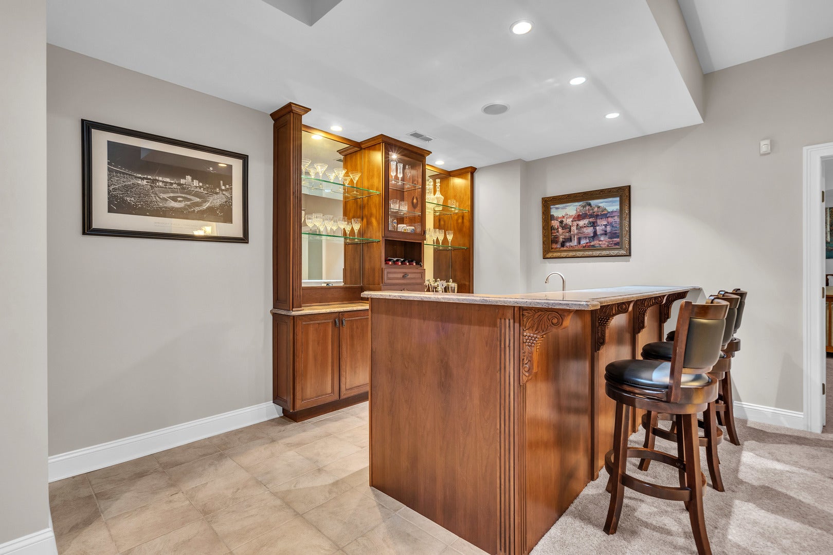 Lake Forest, Illinois, 60045, United States, 5 Bedrooms Bedrooms, ,7 BathroomsBathrooms,Residential,Active,1941347