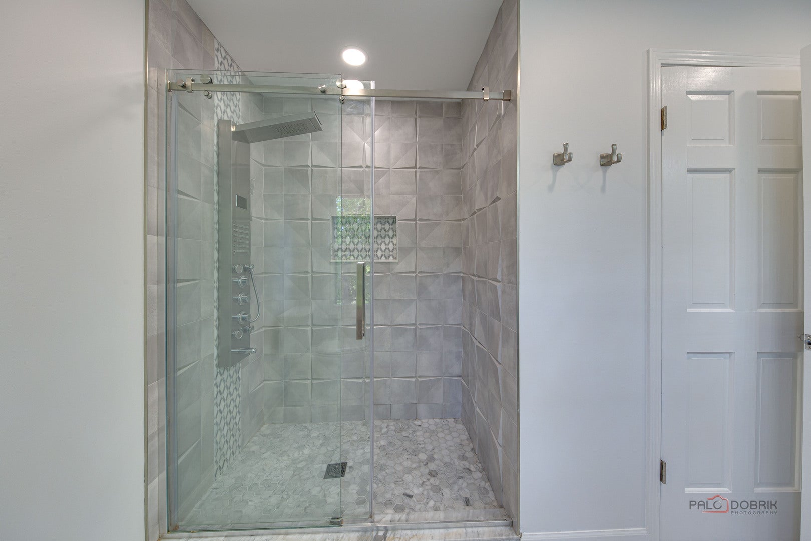 Lincolnshire, Illinois, 60045, United States, 5 Bedrooms Bedrooms, ,4 BathroomsBathrooms,Residential,Active,1885006