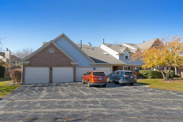 204 DUBLIN LN UNIT W2, SCHAUMBURG, IL 60194 - Image 1