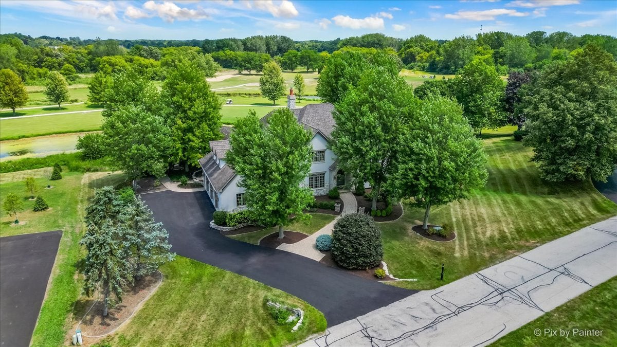 Lakewood, Illinois, 60014, United States, 3 Bedrooms Bedrooms, ,5 BathroomsBathrooms,Residential,Active,1968099