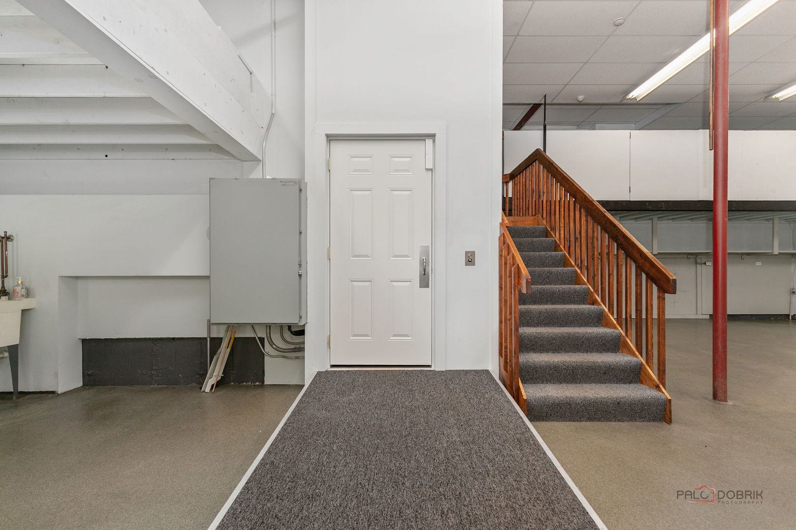 Mundelein, Illinois, 60060, United States, 4 Bedrooms Bedrooms, ,5 BathroomsBathrooms,Residential,Active,1934797