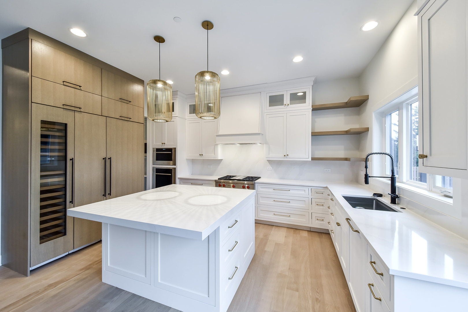 West Chicago, Illinois, 60185, United States, 4 Bedrooms Bedrooms, ,4 BathroomsBathrooms,Residential,Active,1986917