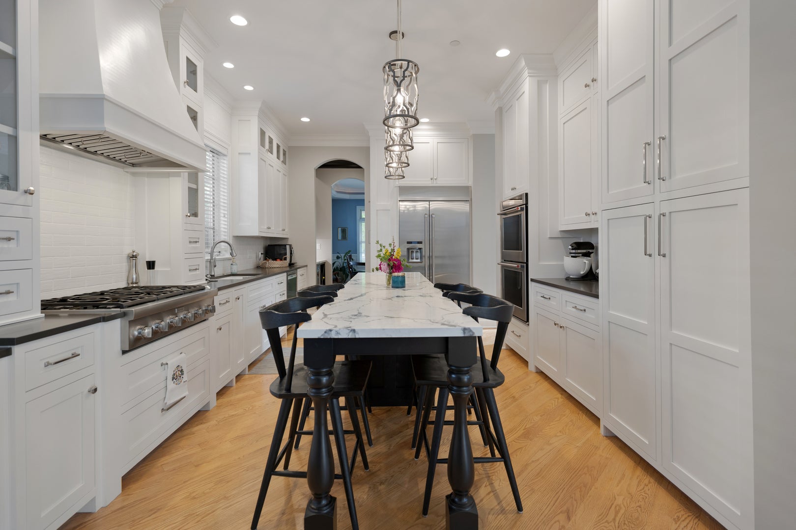 Libertyville, Illinois, 60048, United States, 5 Bedrooms Bedrooms, ,5 BathroomsBathrooms,Residential,Active,1942347