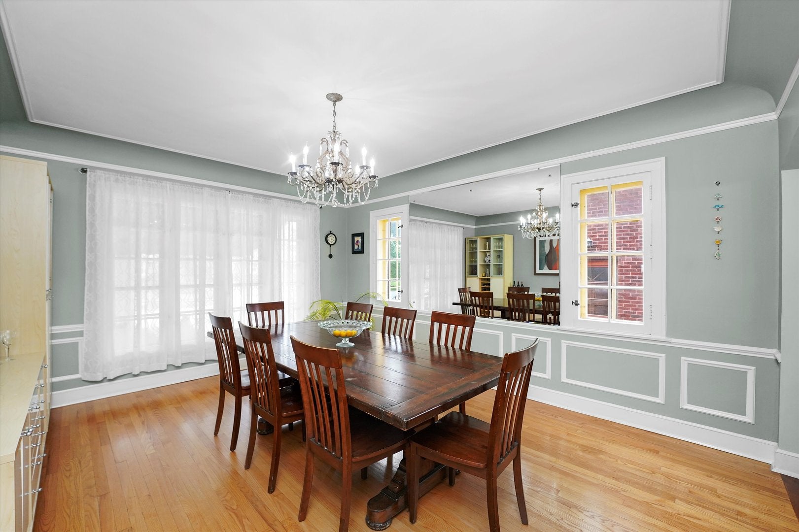 Oak Park, Illinois, 60302, United States, 7 Bedrooms Bedrooms, ,6 BathroomsBathrooms,Residential,Active,1894236