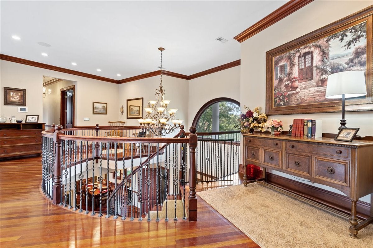 Barrington, Illinois, 60010, United States, 5 Bedrooms Bedrooms, ,7 BathroomsBathrooms,Residential,Active,1914793