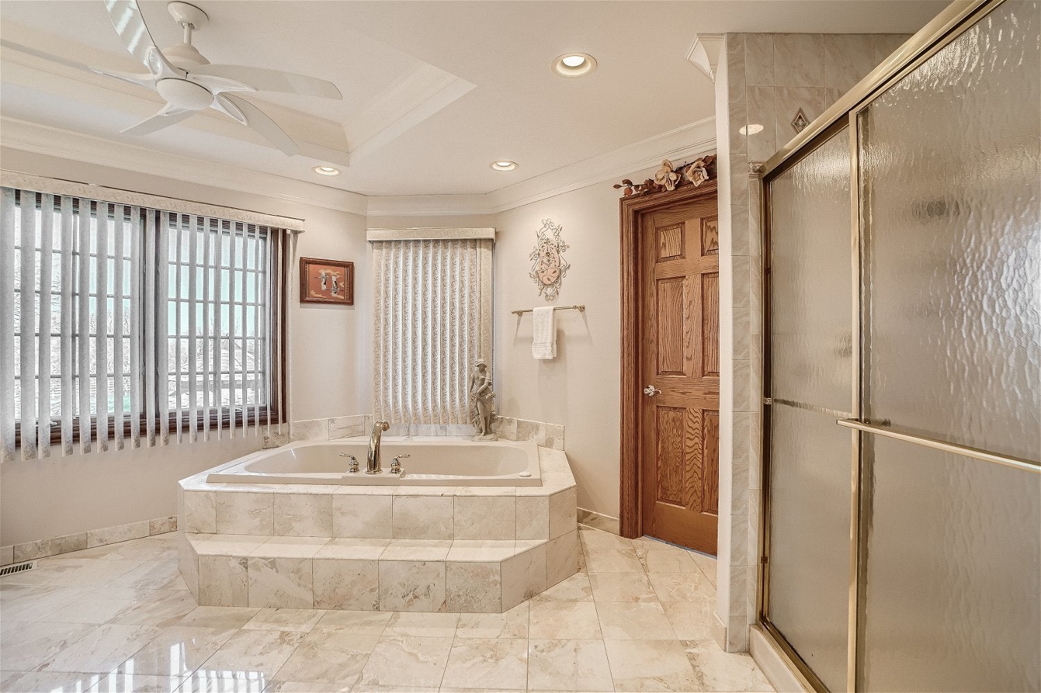 Wadsworth, Illinois, 60083, United States, ,6 BathroomsBathrooms,Residential,Active,1753516