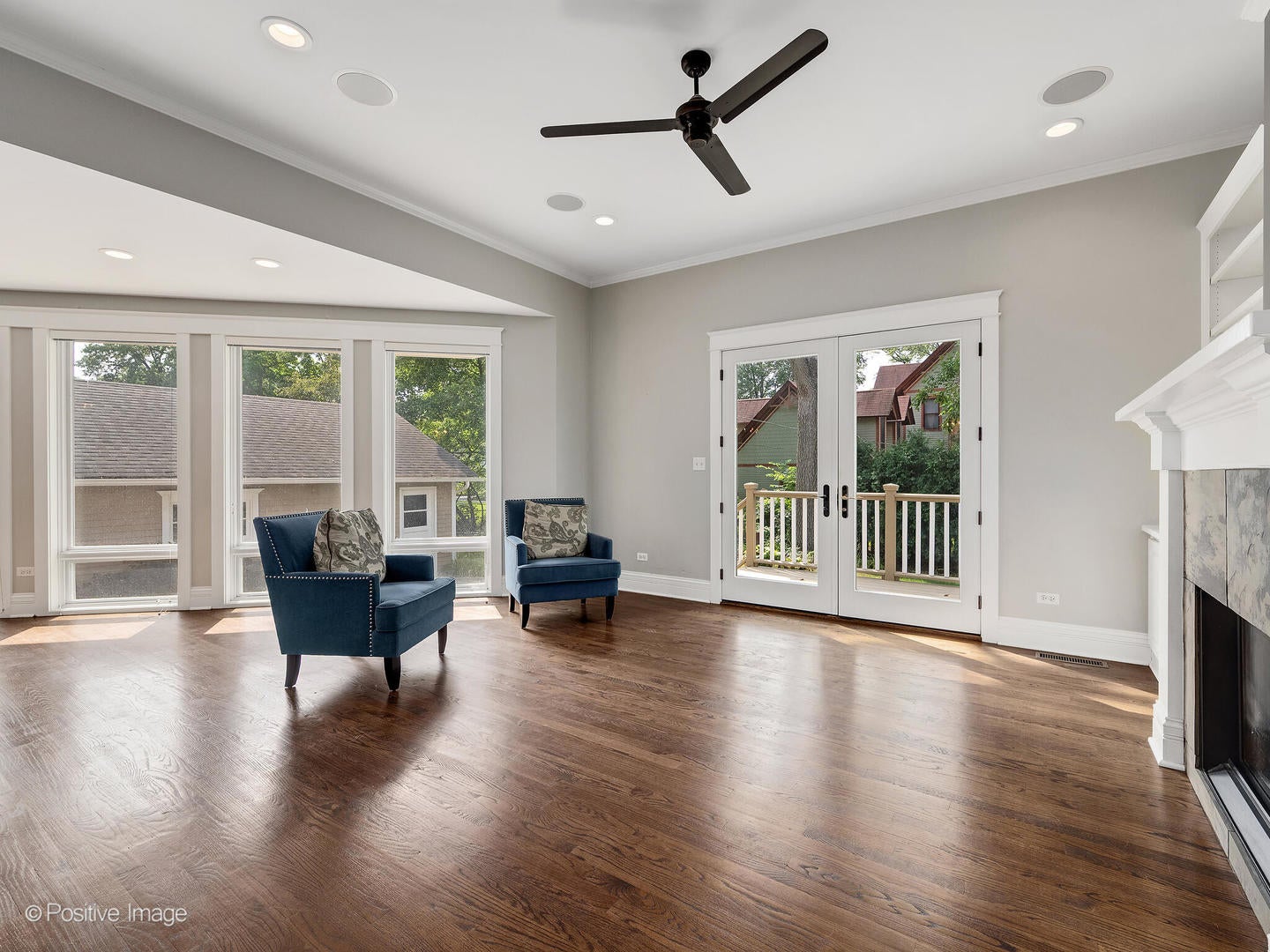 Wheaton, Illinois, 60187, United States, 4 Bedrooms Bedrooms, ,3 BathroomsBathrooms,Residential,Active,1922330