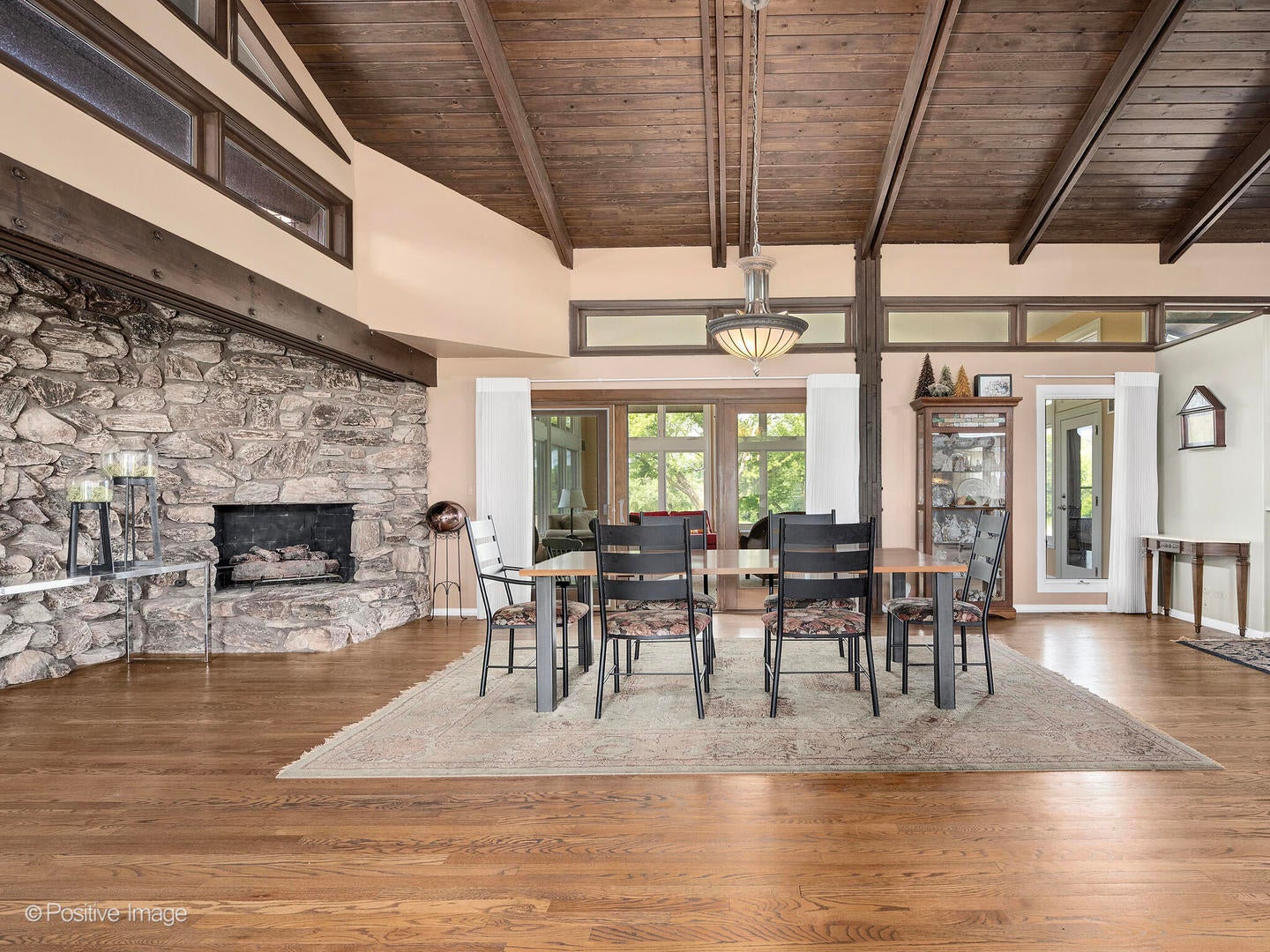 West Chicago, Illinois, 60185, United States, 6 Bedrooms Bedrooms, ,5 BathroomsBathrooms,Residential,Active,1904187