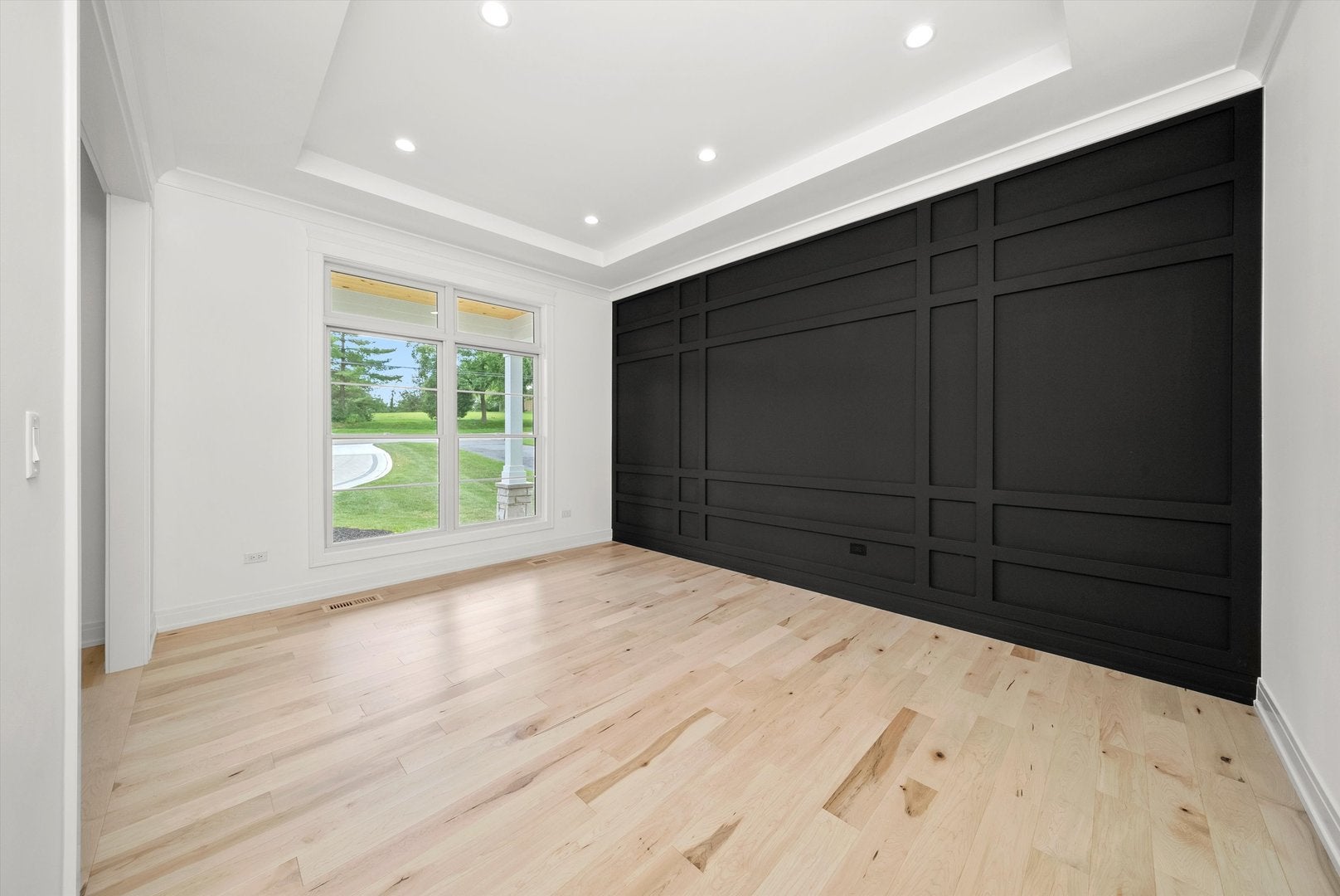 Burr Ridge, Illinois, 60527, United States, 6 Bedrooms Bedrooms, ,6 BathroomsBathrooms,Residential,Active,1929664