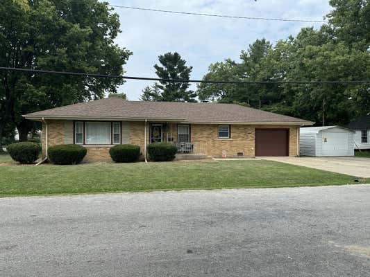 723 W JEFFERSON ST, CLINTON, IL 61727 - Image 1