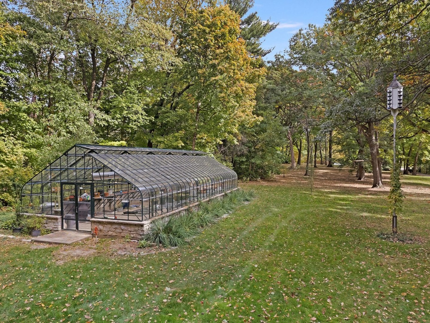 Rockford, Illinois, 61107, United States, 6 Bedrooms Bedrooms, ,7 BathroomsBathrooms,Residential,Active,1988460