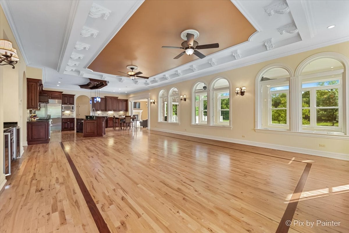 Lake Forest, Illinois, 60045, United States, 4 Bedrooms Bedrooms, ,6 BathroomsBathrooms,Residential,Active,1954434