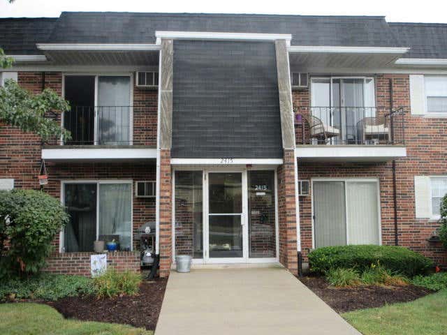 2415 OGDEN AVE APT 12, DOWNERS GROVE, IL 60515, photo 1 of 9