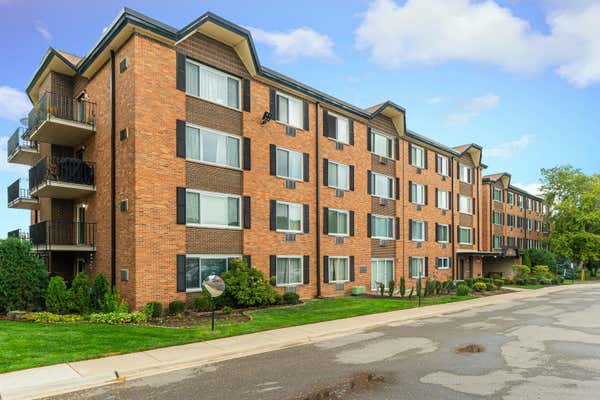 1117 S OLD WILKE RD UNIT 310, ARLINGTON HEIGHTS, IL 60005 - Image 1