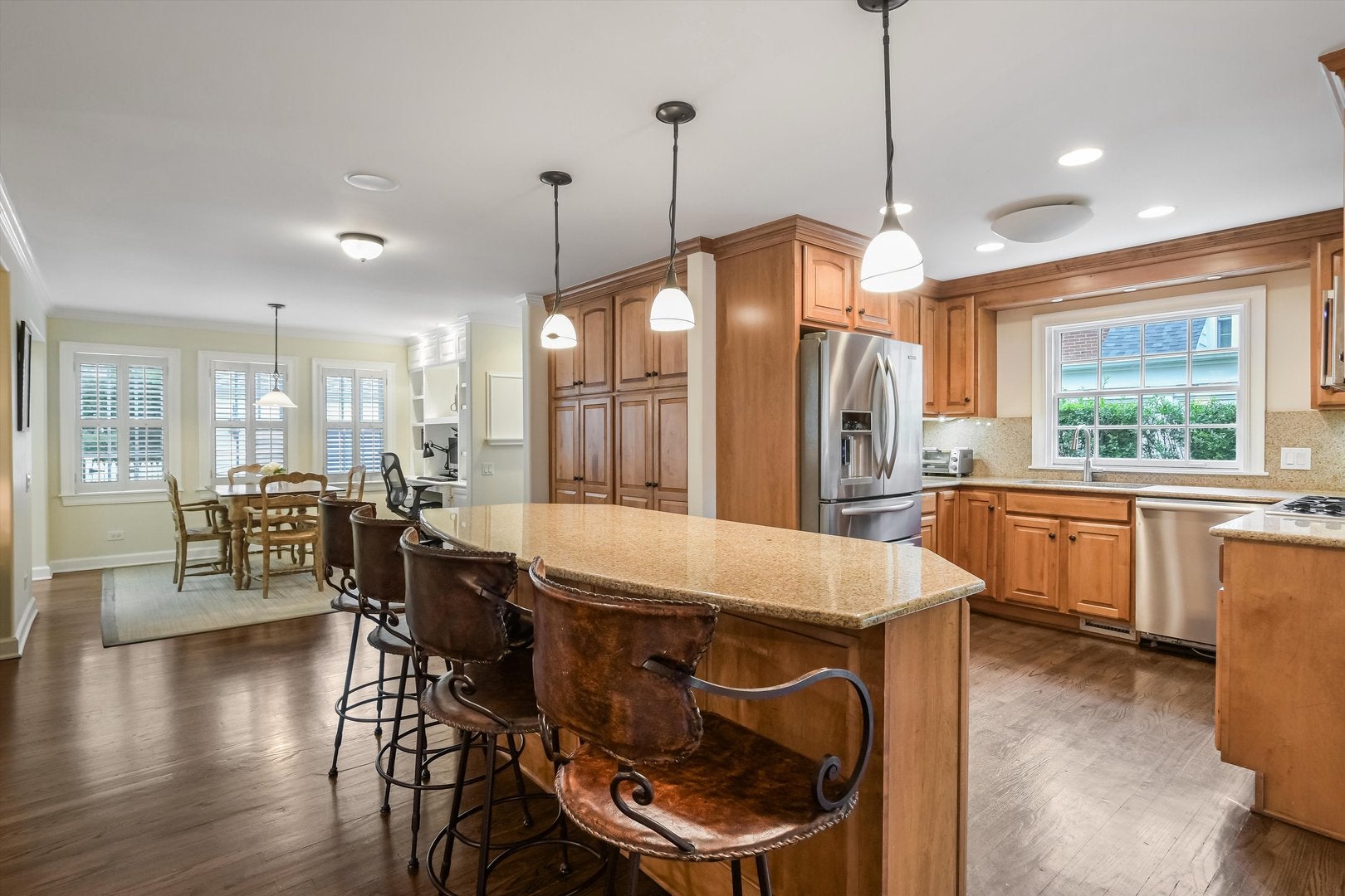 Park Ridge, Illinois, 60068, United States, 4 Bedrooms Bedrooms, ,4 BathroomsBathrooms,Residential,Active,1902948
