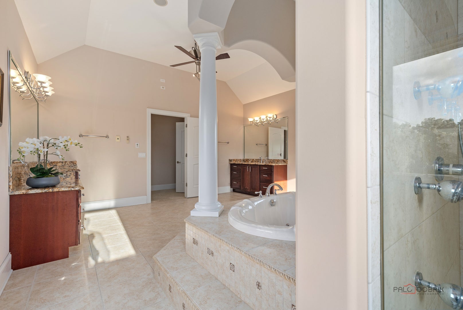 Hawthorn Woods, Illinois, 60047, United States, 6 Bedrooms Bedrooms, ,7 BathroomsBathrooms,Residential,Active,1989792