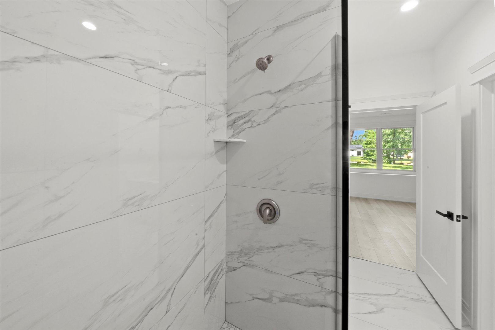 Burr Ridge, Illinois, 60527, United States, 6 Bedrooms Bedrooms, ,6 BathroomsBathrooms,Residential,Active,1929664