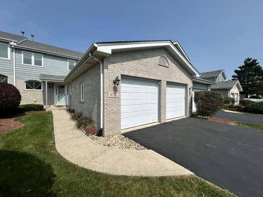 8716 BALLYCASTLE LN, TINLEY PARK, IL 60487 - Image 1