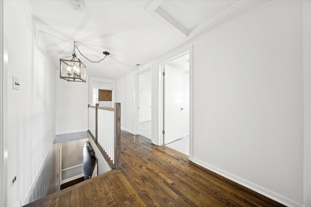 Park Ridge, Illinois, 60068, United States, 5 Bedrooms Bedrooms, ,3 BathroomsBathrooms,Residential,Active,1929446