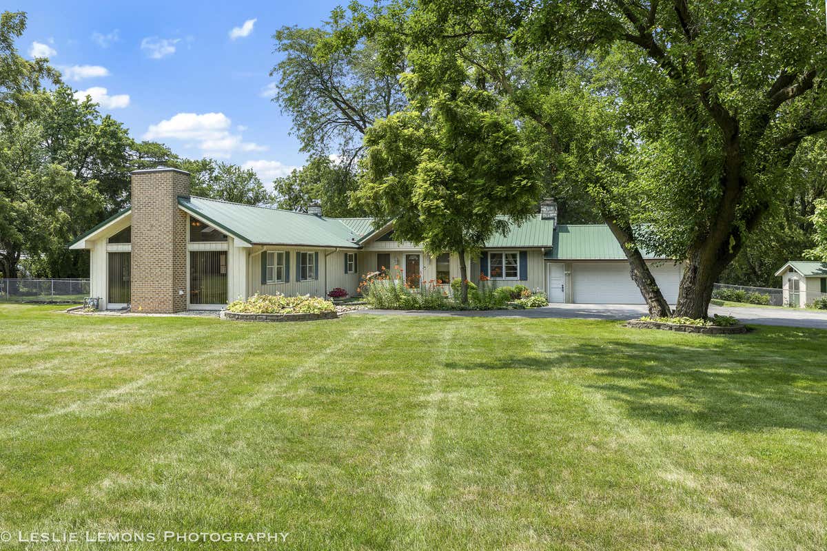 2N210 SWIFT RD, LOMBARD, IL 60148, photo 1 of 26