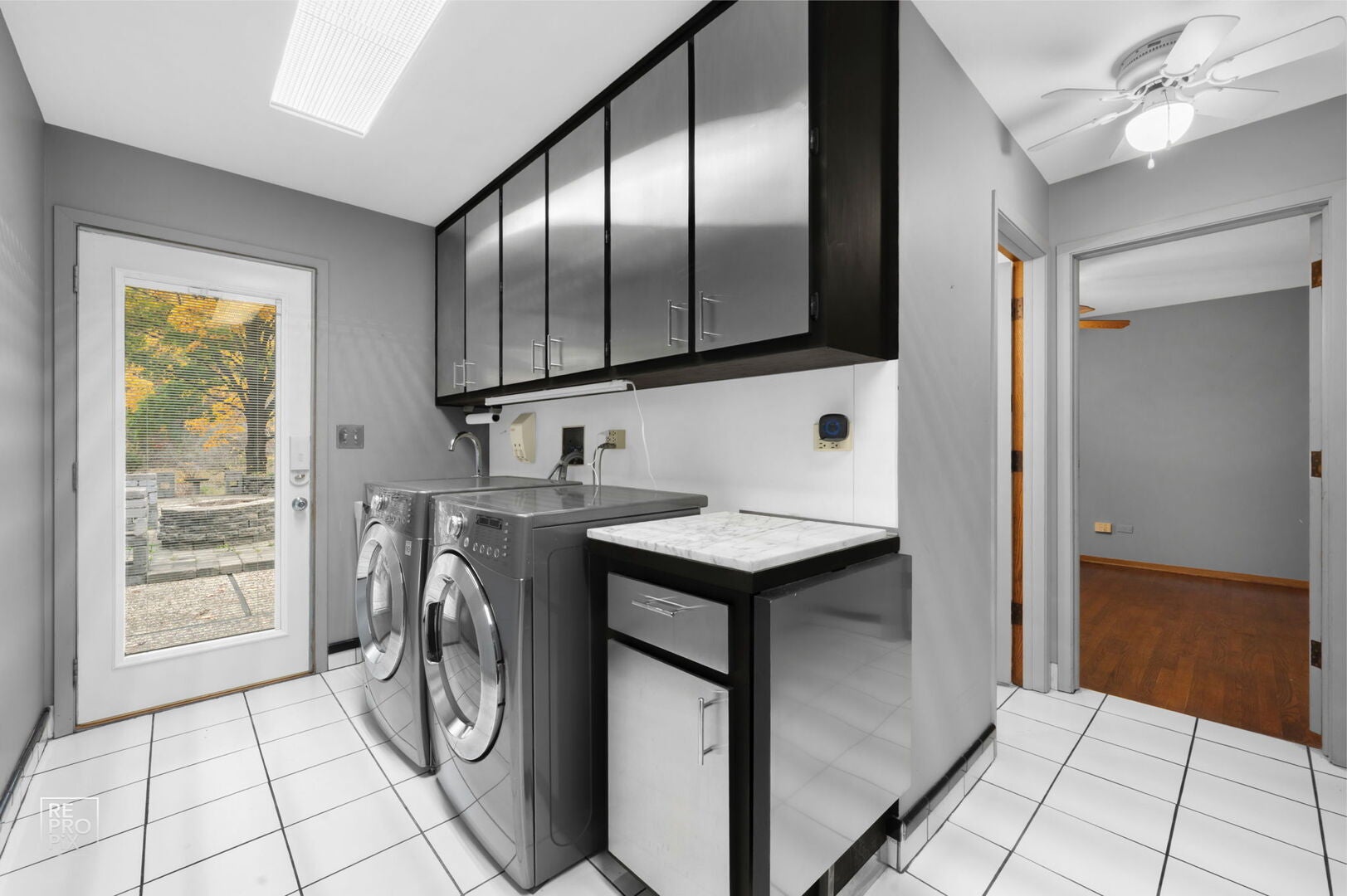 Wadsworth, Illinois, 60083, United States, 5 Bedrooms Bedrooms, ,6 BathroomsBathrooms,Residential,Active,1989775