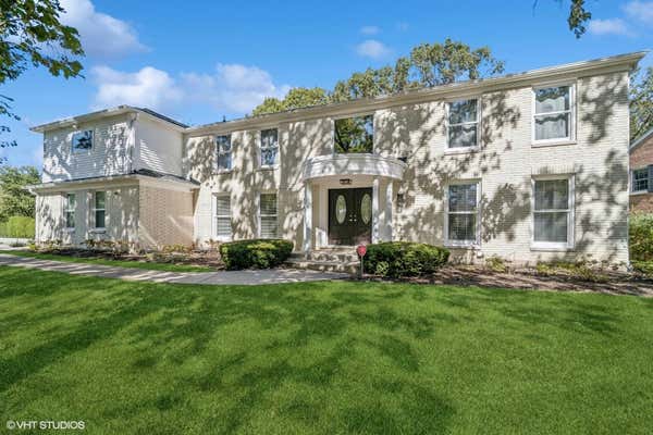 48 BERKSHIRE LN, LINCOLNSHIRE, IL 60069 - Image 1