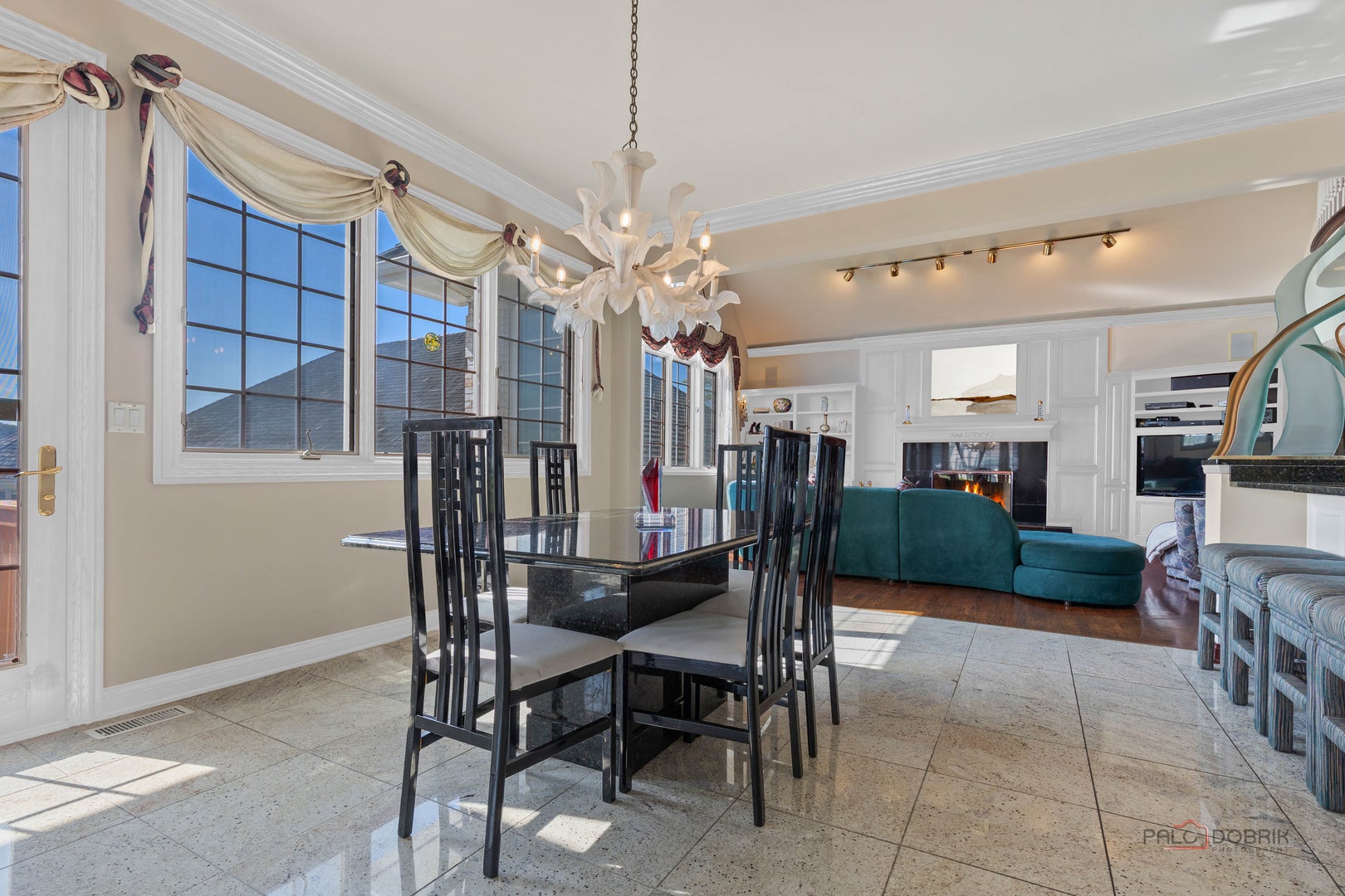 Wadsworth, Illinois, 60083, United States, 6 Bedrooms Bedrooms, ,10 BathroomsBathrooms,Residential,Active,2008287