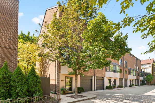 1304 N SUTTON PL, CHICAGO, IL 60610 - Image 1