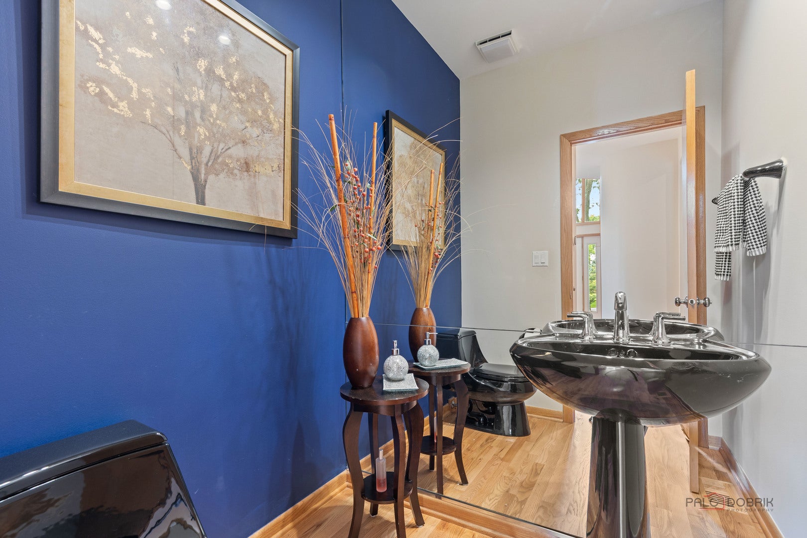 Buffalo Grove, Illinois, 60089, United States, 4 Bedrooms Bedrooms, ,5 BathroomsBathrooms,Residential,Active,1920276