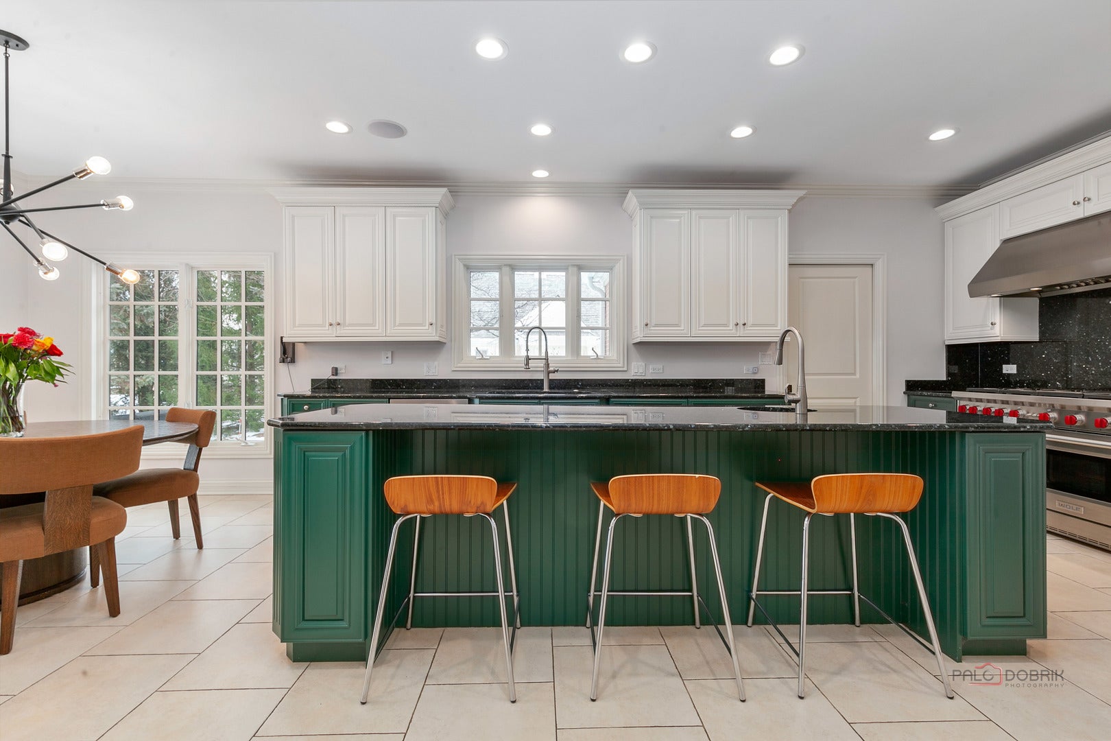 Lake Forest, Illinois, 60045, United States, 5 Bedrooms Bedrooms, ,5 BathroomsBathrooms,Residential,Contingent,2015476