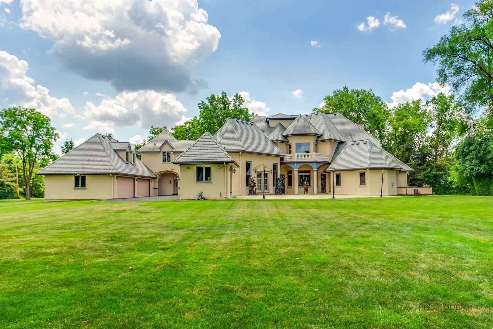 Lake Forest, Illinois, 60045, United States, 6 Bedrooms Bedrooms, ,10 BathroomsBathrooms,Residential,Active,1942398