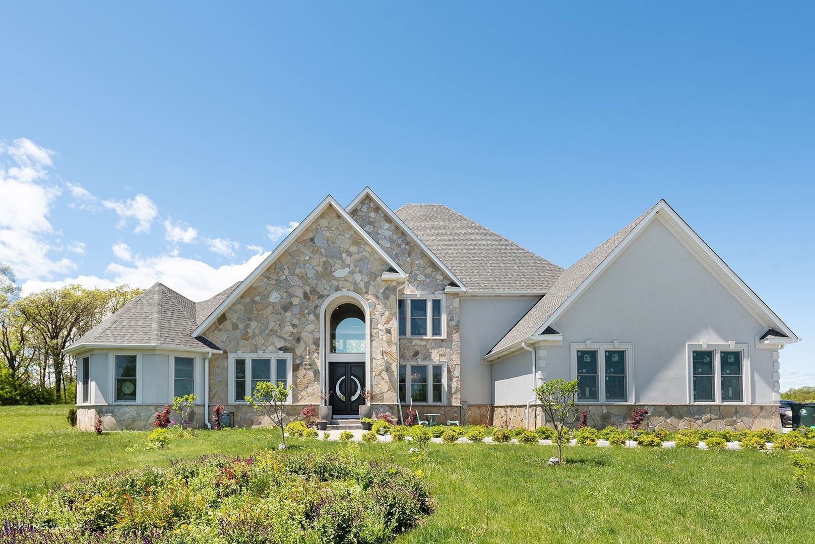 Wadsworth, Illinois, 60083, United States, 6 Bedrooms Bedrooms, ,6 BathroomsBathrooms,Residential,Active,1985555