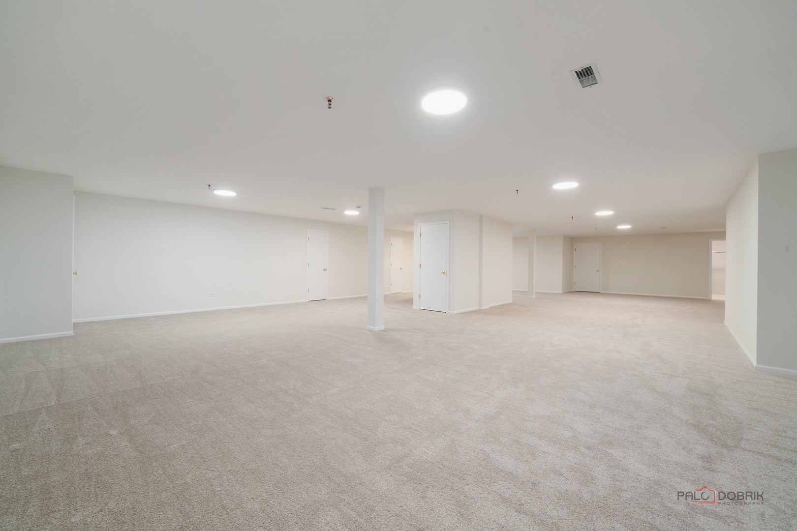 Long Grove, Illinois, 60047, United States, 4 Bedrooms Bedrooms, ,5 BathroomsBathrooms,Residential,Active,1941363