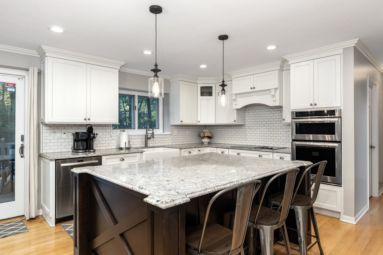 Naperville, Illinois, 60565, United States, 5 Bedrooms Bedrooms, ,4 BathroomsBathrooms,Residential,Active,1959981