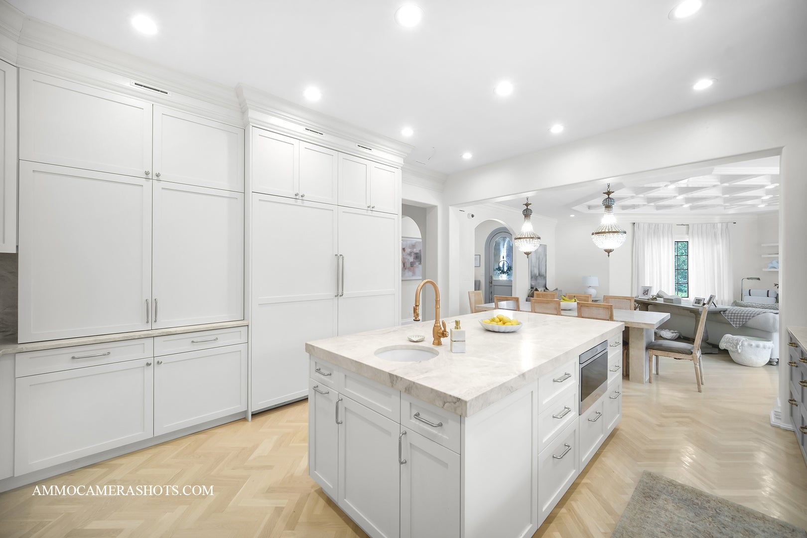 South Barrington, Illinois, 60010, United States, 5 Bedrooms Bedrooms, ,7 BathroomsBathrooms,Residential,Active,1960172