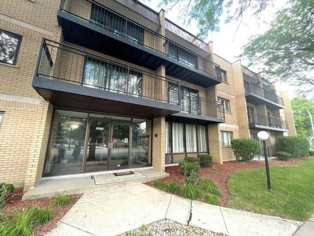 10002 S PULASKI RD APT 308, OAK LAWN, IL 60453, photo 1 of 8