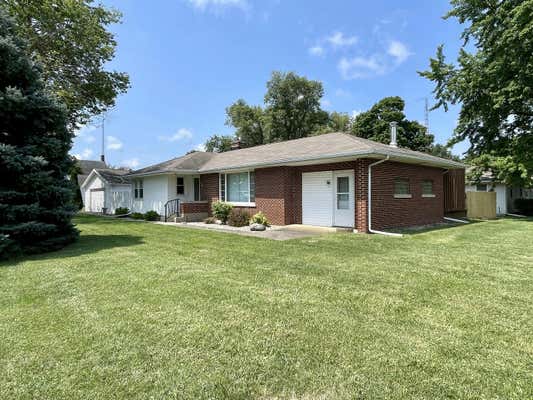 240 S LOCUST, CLIFTON, IL 60927 - Image 1