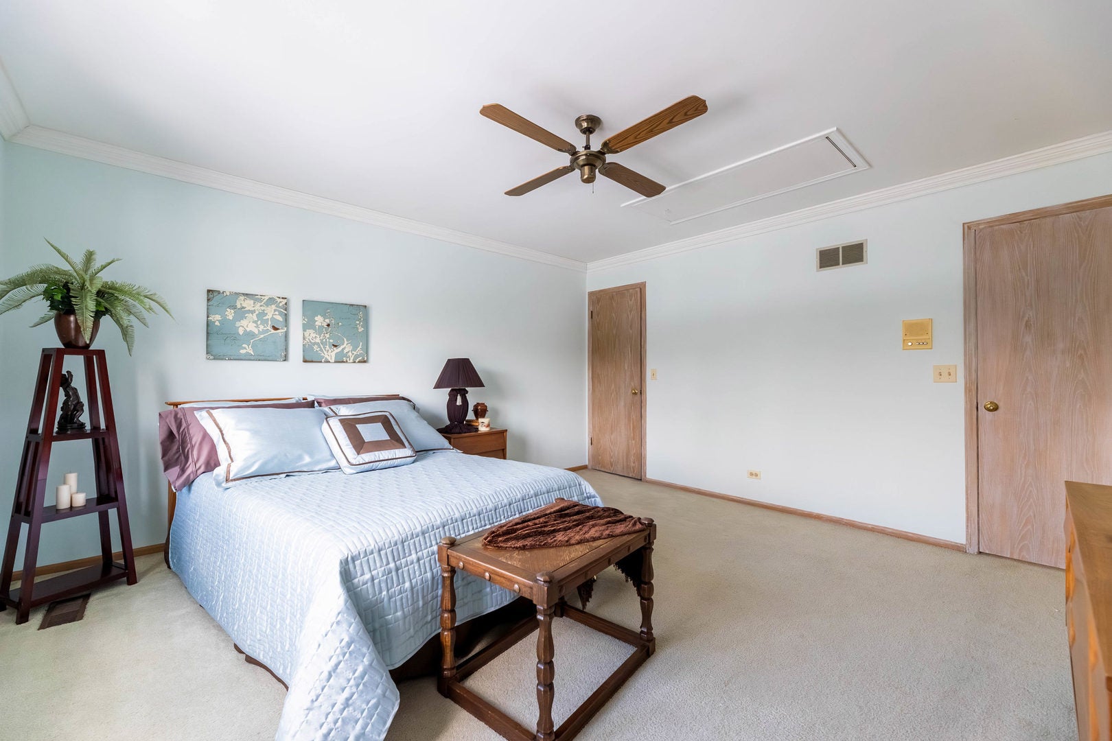 Burr Ridge, Illinois, 60527, United States, 4 Bedrooms Bedrooms, ,3 BathroomsBathrooms,Residential,Active,2015463