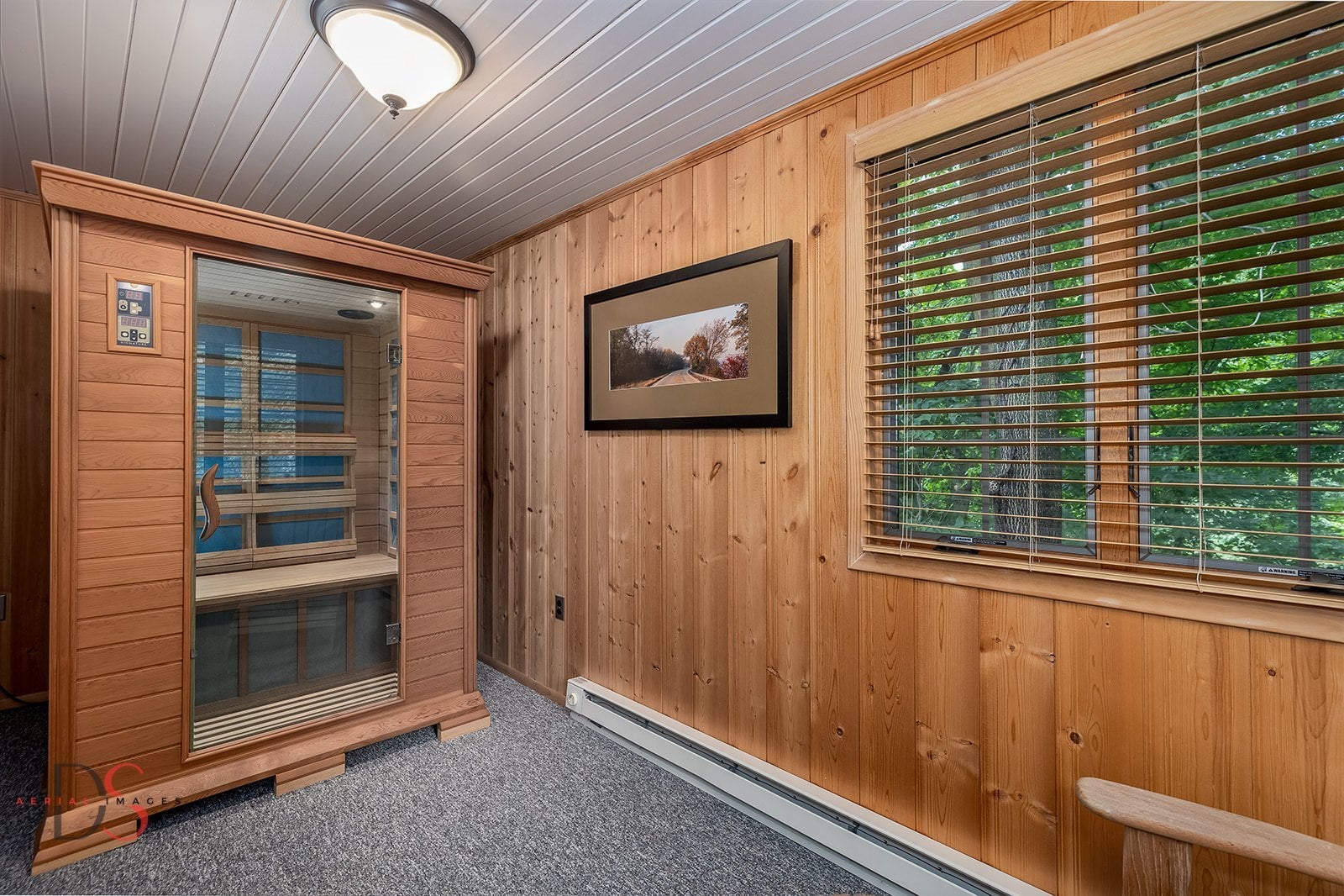 Ottawa, Illinois, 61350, United States, 4 Bedrooms Bedrooms, ,7 BathroomsBathrooms,Residential,Active,1953376