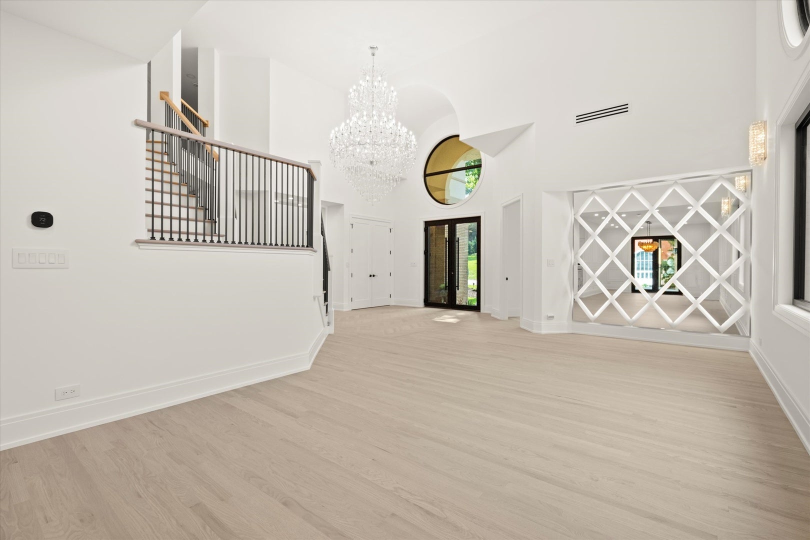 Burr Ridge, Illinois, 60527, United States, 5 Bedrooms Bedrooms, ,6 BathroomsBathrooms,Residential,Active,1927649