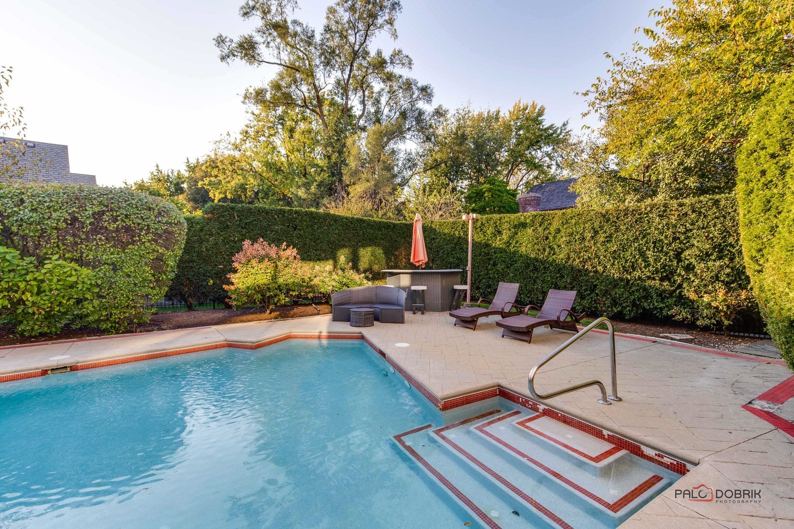 Northbrook, Illinois, 60062, United States, 6 Bedrooms Bedrooms, ,6 BathroomsBathrooms,Residential,Active,1929464